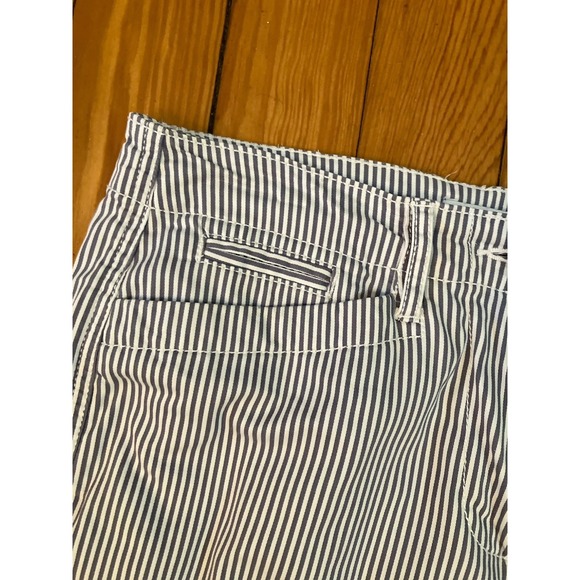 Kim Rogers Capri Pants Sz 8 Gray White Striped Coastal - Picture 6 of 6